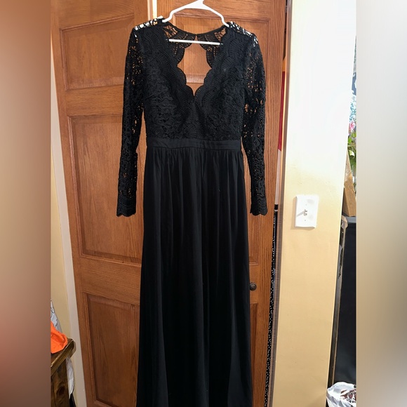 Lulus dress size L. Worn once .Excellent condition smoke free home . - Picture 1 of 2